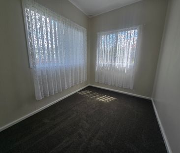 4 Waratah Avenue - Photo 5