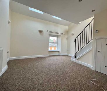 High Street, Stonehouse, GL10 - Photo 3