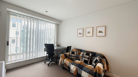 One Beddy City Apartment - Close to Everything! - Photo 3