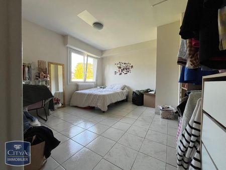 Location Appartement 5 pièces 124m² ST NAZAIRE 44600 - Photo 3