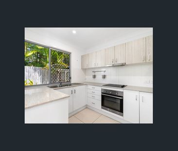 Coastal Townhouse Living - Photo 6