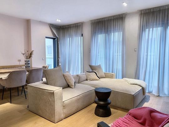 Exklusive Zwei-Zimmer-Wohnung mit Lift und Balkon -möblierte - Photo 1