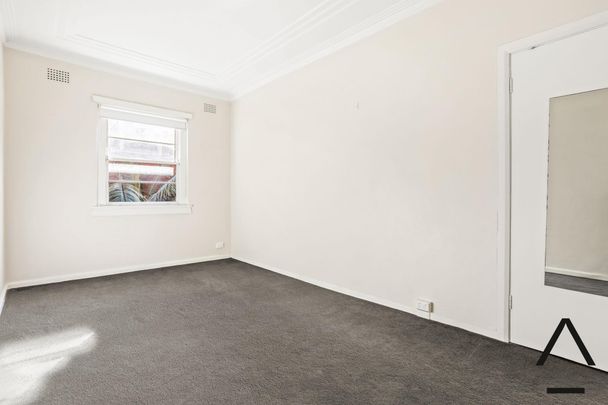 11/48 Sir Thomas Mitchell Road, Bondi Beach NSW 2026 - Apartment For Rent | Domain - Photo 1