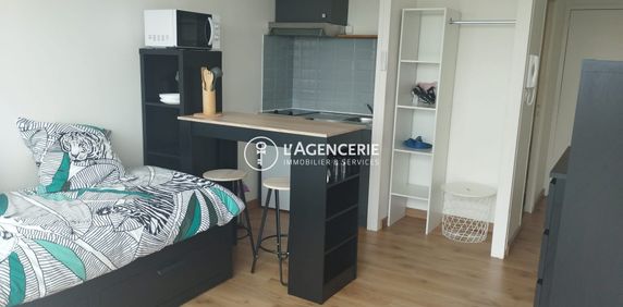 Studio meublé avec parking et cave - Photo 2