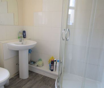 A Cosy Houseshare share for Rent in Peterborough - Photo 5