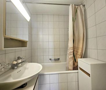 HELL UND GROSSZÜGIG AN ZENTRALER LAGE - Photo 2