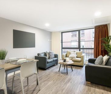 1 bedroom in a flat share to rent - Photo 4