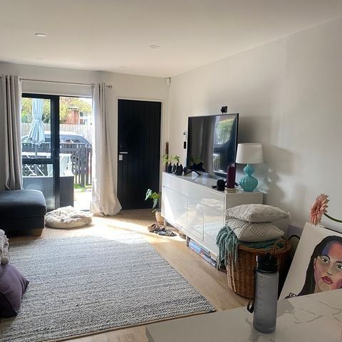 Near new low maintenance townhouse - Photo 1