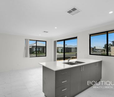 13 Composure Way, Southern River WA 6110 - House For Rent | Domain - Photo 3