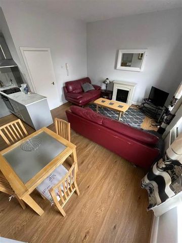 Apartment 2 64 Lisburn Road, Belfast, BT9 6AF - Photo 2