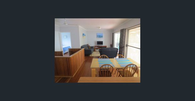 SHORT STROLL TO HASTINGS STREET - Photo 1