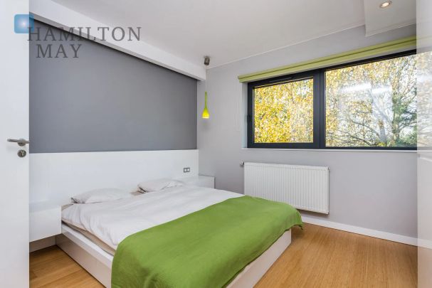 Komfortowy, nowocześnie urządzony dom z parkingiem i dużym tarasem położony na Woli Justowskiej - Фото 1