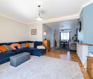 2 bedroom end of terrace house to rent - Photo 1