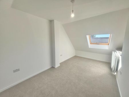 3 bedroom terraced house to rent - Photo 4