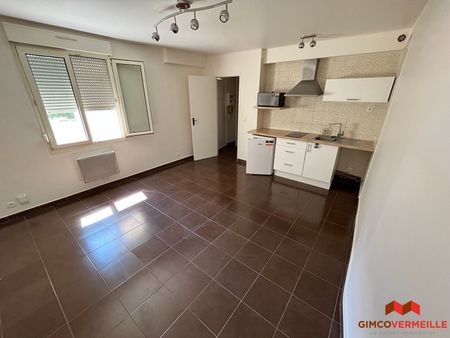 Location Appartement 1 pièce 25m² - Photo 4