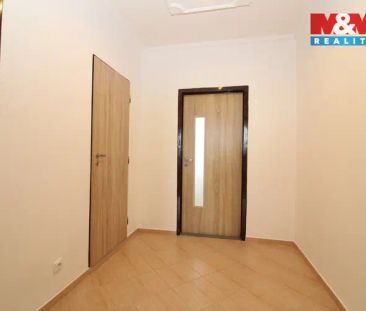 Pronájem bytu 2+kk v Cvikově, ul. Sídliště - Photo 2