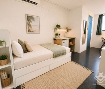 Furnished Bedroom with Private Bathroom - Photo 1