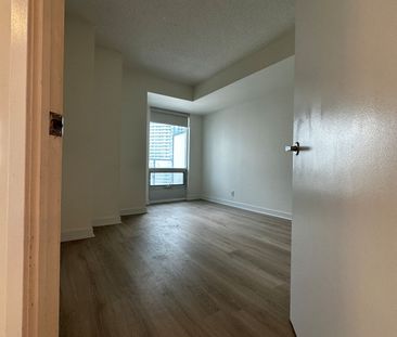 For Lease - 361 Front Street Unit# 2112, Toronto, Ontario - Photo 4
