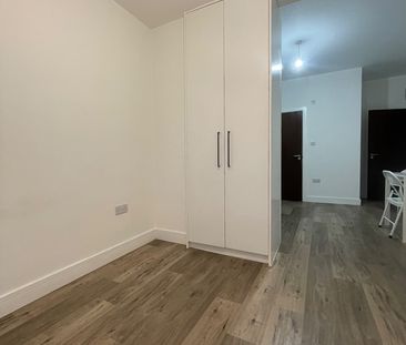 Studio Flat, Grenoble Gardens, N13 - Photo 2