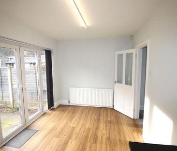 3 bedroom house to rent - Photo 2