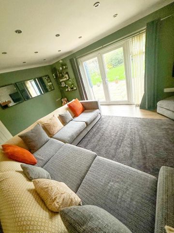 3 bedroom detached bungalow to rent - Photo 5