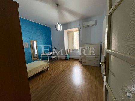 Quadrilocale via Mezzocannone 109, Centro Storico, Napoli - Photo 3