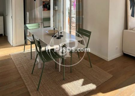 Apartamento en alquiler en Plaça Dels Patins - Photo 2