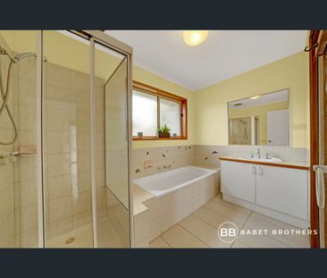 4/49 Fintonia Street, Noble Park, Vic 3174 - Photo 3