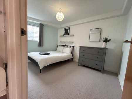 2 bedroom apartment to rent - Photo 5