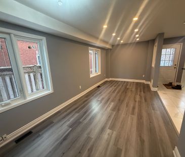 For Lease - 129 Lent Crescent, Brampton, Ontario - Photo 2