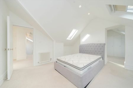 Warwick Road, SW5, London - Photo 3