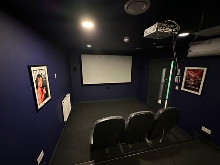 Studio Flat, Sir Thomas House, L1 - Photo 3