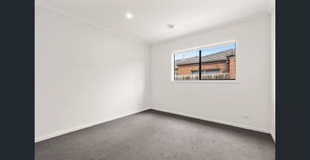 18 Hedgerow Avenue, Brookfield, Vic 3338 - Photo 5