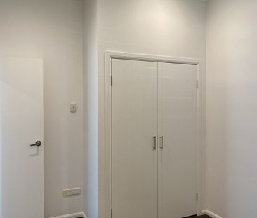 Charming Wynnum Cottage - Photo 4