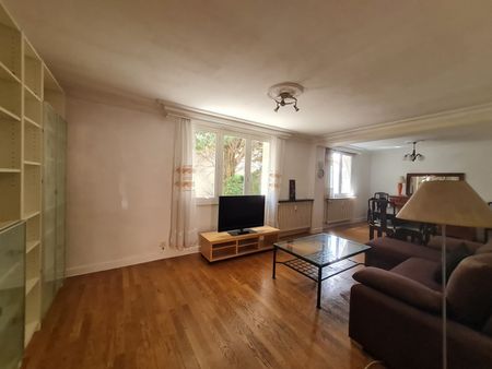 Location Appartement 3 pièces 77m² VILLEURBANNE 69100 - Photo 3