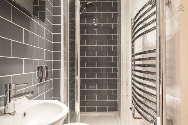 3 Bed Maisonette, Ebenezer Mussel House, E2 - Photo 1