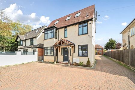 4 bedroom detached house to rent - Photo 2