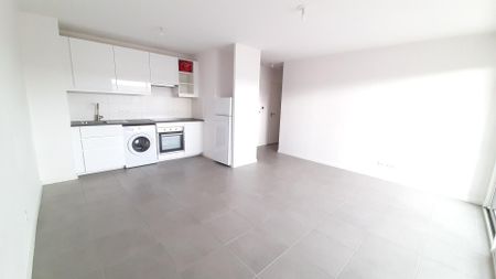 location Appartement T2 DE 44.2m² À CASTELNAU LE LEZ - Photo 2