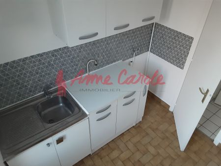 St Cloud Tram 2 - Photo 3