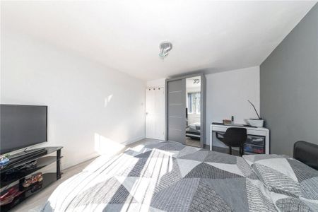 2 bedroom maisonette to rent - Photo 2