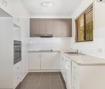 Neat & Tidy Inner City Unit - Photo 3