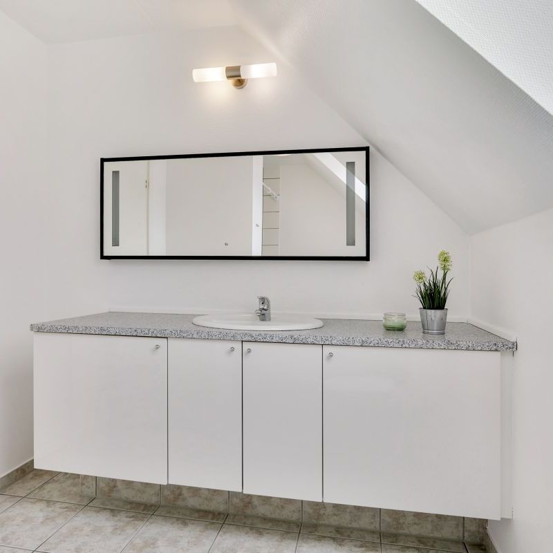 Moderne rækkehus i naturrige og børnevenlige omgivelser med kort afstand til Aarhus - Photo 1