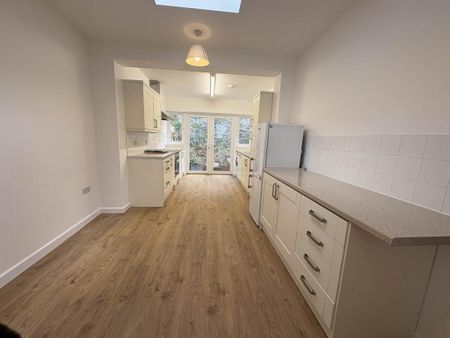 2 bedroom house to rent - Photo 3