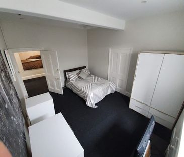 6-bedroom shared house, Malop Street - Photo 4