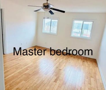 358 HOBBS CRESCENT - Photo 2