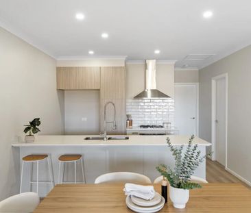 Modern Family Living in a Convenient Craigieburn Location - Photo 6