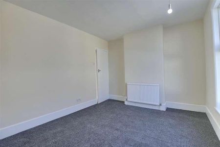 Liverpool Road, Portsmouth, PO1 - Photo 2