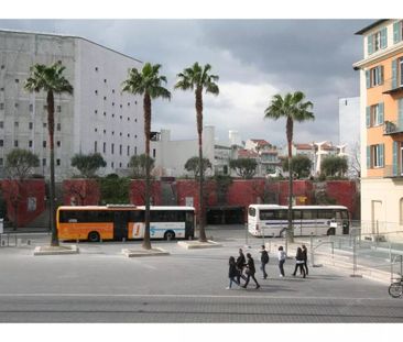 Location Appartement 2 pièces 52m² NICE 06300 - Photo 5