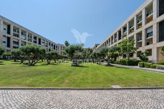 Apartment 3 bedrooms for rent Belém Lisboa - swimming pool, playground, balcony, video surveillance, gardens, store room, garden - Photo 2