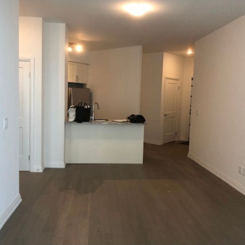 One plus den condo for rent in Waterloo - Photo 1
